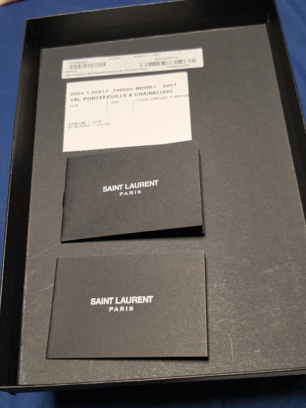 YSL CASSANDRE ENVELOPE CHAIN WALLET IN GRAIN DE POUDRE LEATHER WHITE